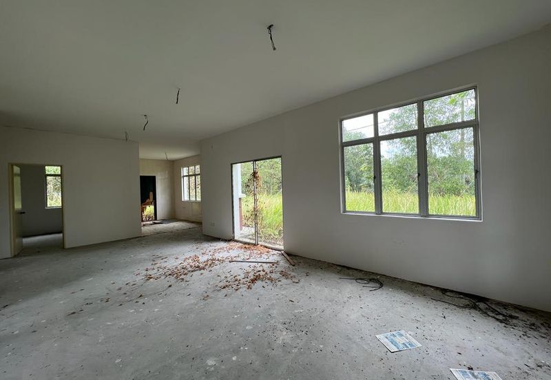 Corner Lot Springdale Bungalow at Bandar Tasik Senangin Lenggeng 