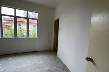 Corner Lot Springdale Bungalow at Bandar Tasik Senangin Lenggeng 