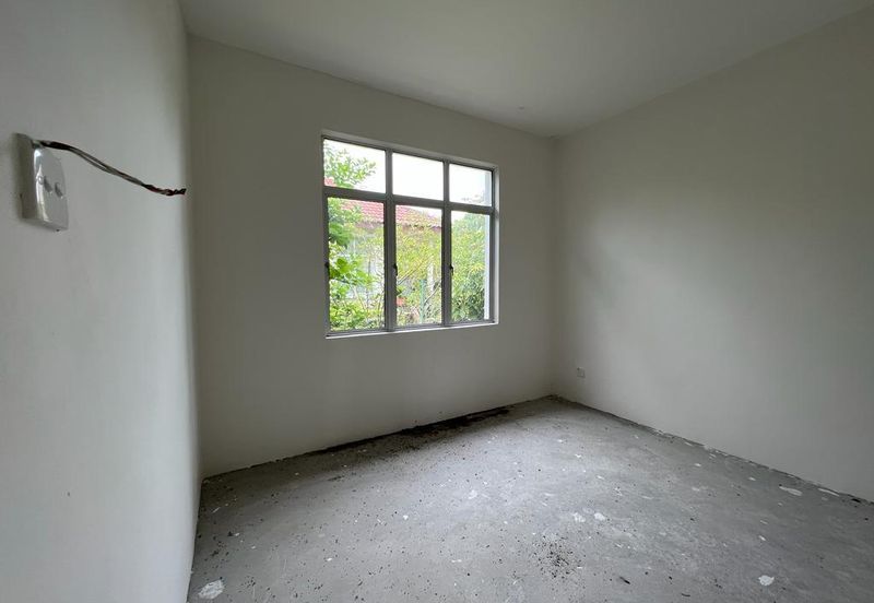 Corner Lot Springdale Bungalow at Bandar Tasik Senangin Lenggeng 