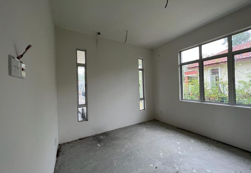 Corner Lot Springdale Bungalow at Bandar Tasik Senangin Lenggeng 