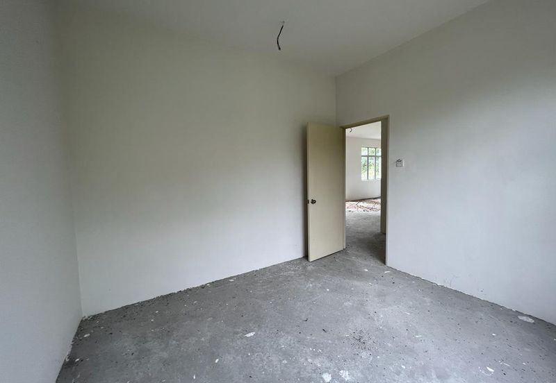 Corner Lot Springdale Bungalow at Bandar Tasik Senangin Lenggeng 