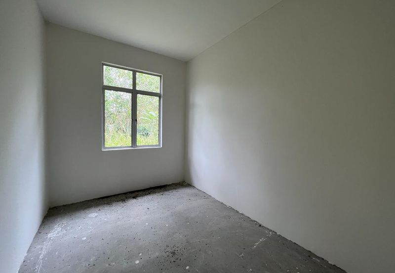 Corner Lot Springdale Bungalow at Bandar Tasik Senangin Lenggeng 