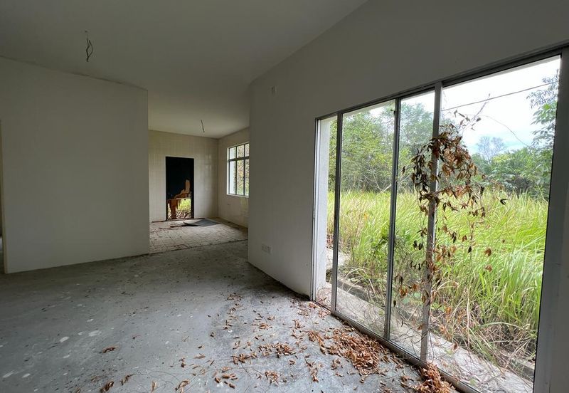 Corner Lot Springdale Bungalow at Bandar Tasik Senangin Lenggeng 