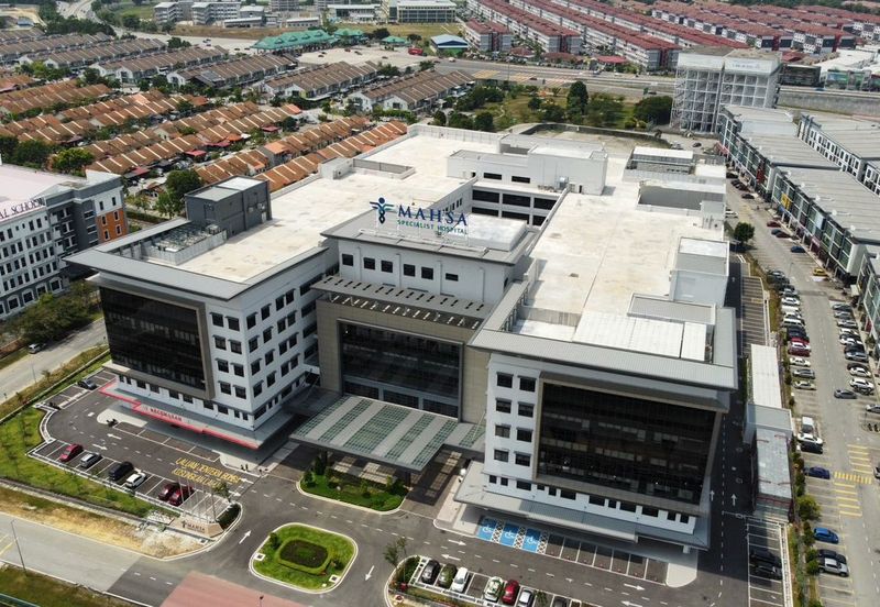 Residence next to MAHSA University Hospital at Rimbayu Saujana Putra