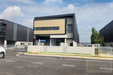 Gateway 16, Bandar Bukit Raja