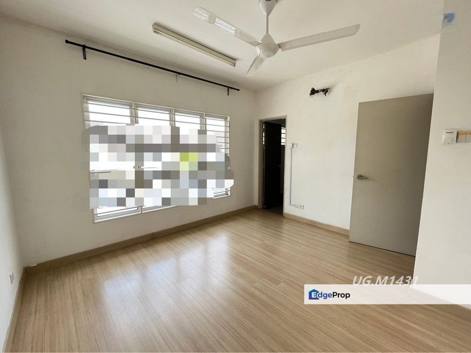 Saron Bandar Bukit Raja Double Storey House Basic Unit, Selangor, Klang