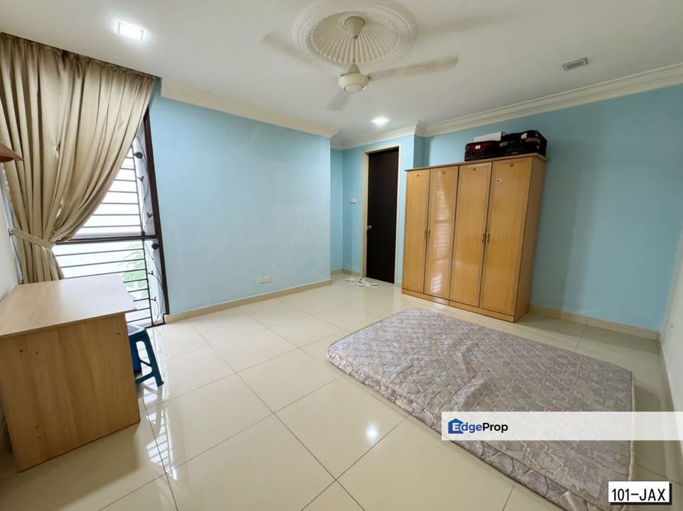 Milano, kota kemuning shah Alam 3 Storey Bungalow House for sale, Selangor, Kota Kemuning