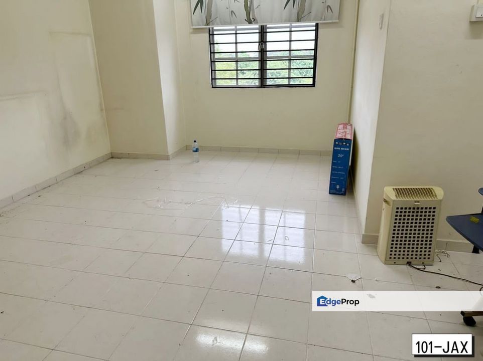 Bandar Puteri Pending Klang Double Storey House For Sale, Selangor, Klang