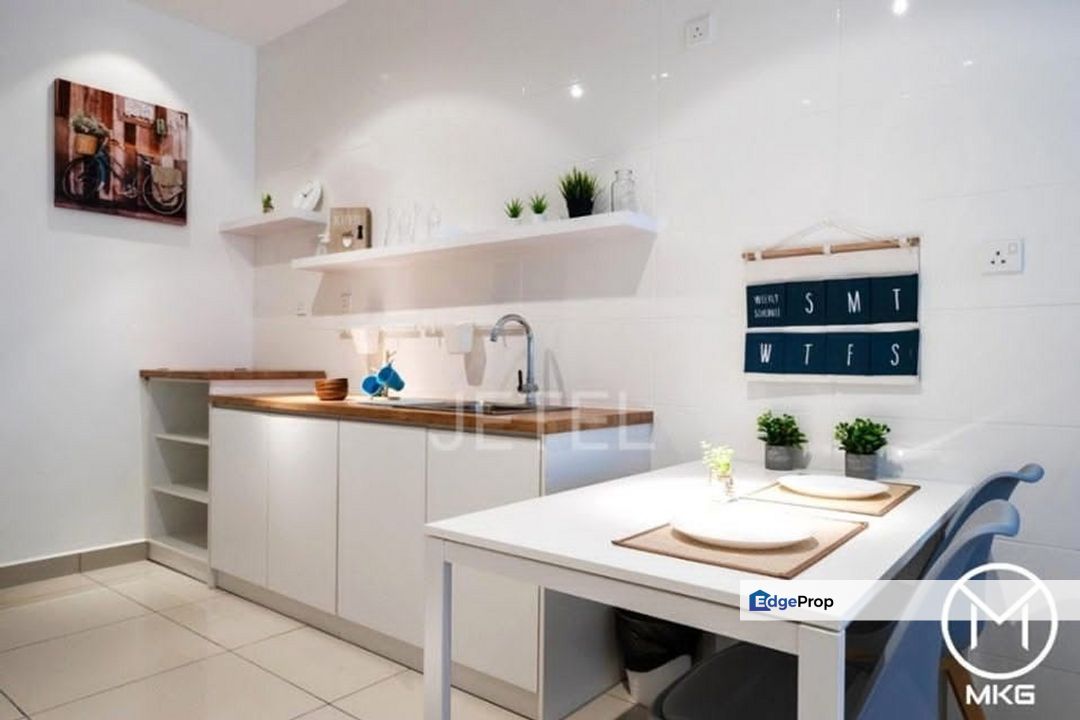 The Parque Residence Fully Id Design Studio For Sale, Selangor, Telok Panglima Garang