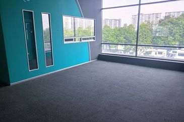 Gateway 16, Bandar Bukit Raja