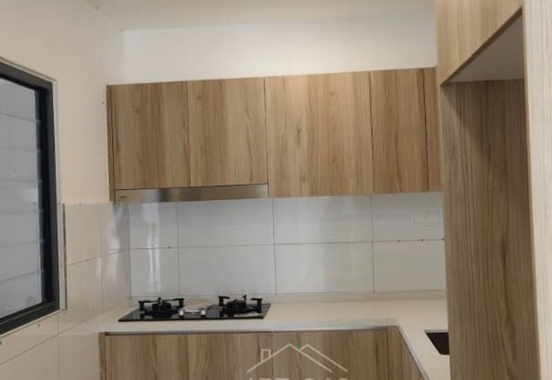 Arinna, Kemuning Utama