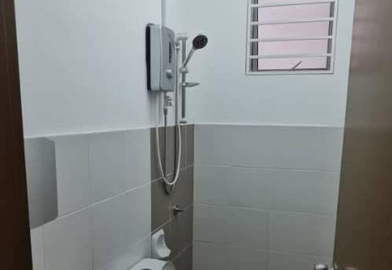 Azaria Apartment @ Bandar Paklands