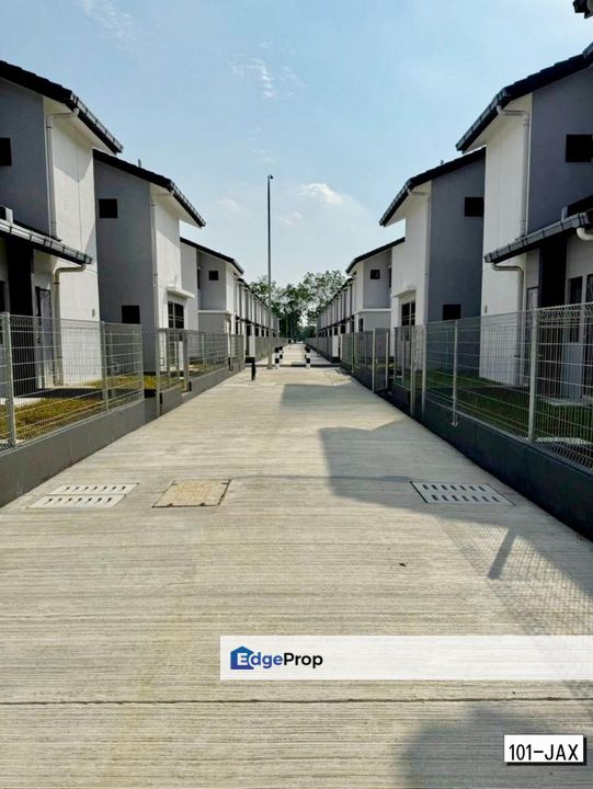 Casira 3 Bandar Bukit Raja Double Storey House For Sale, Selangor, Klang