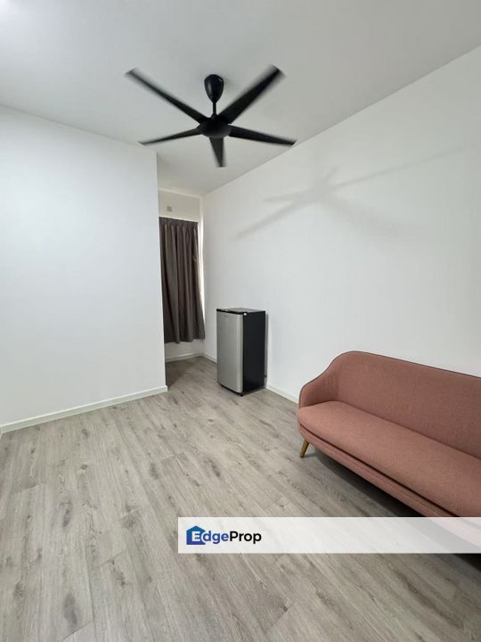 Nadira Bandar Bukit Raja Master Bedroom For Rent, Selangor, Klang