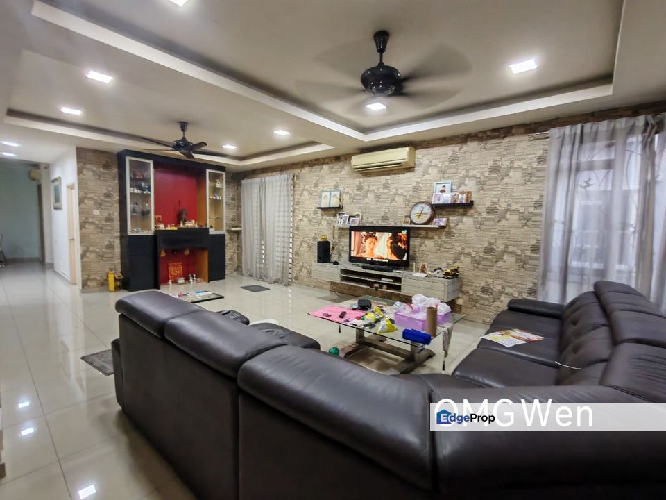 Aman Perdana Klang Double Storey Semi D house For Rent Partially Furniture, Selangor, Klang