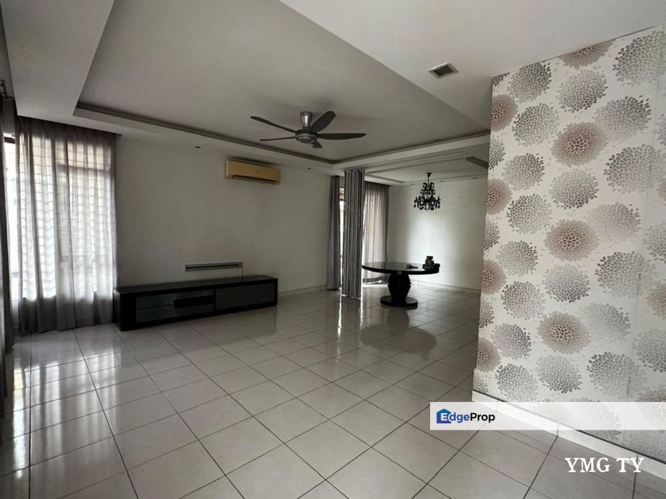 Taman Aman Perdana Klang Double Storey Semi D House Partially Furniture For Rent, Selangor, Klang