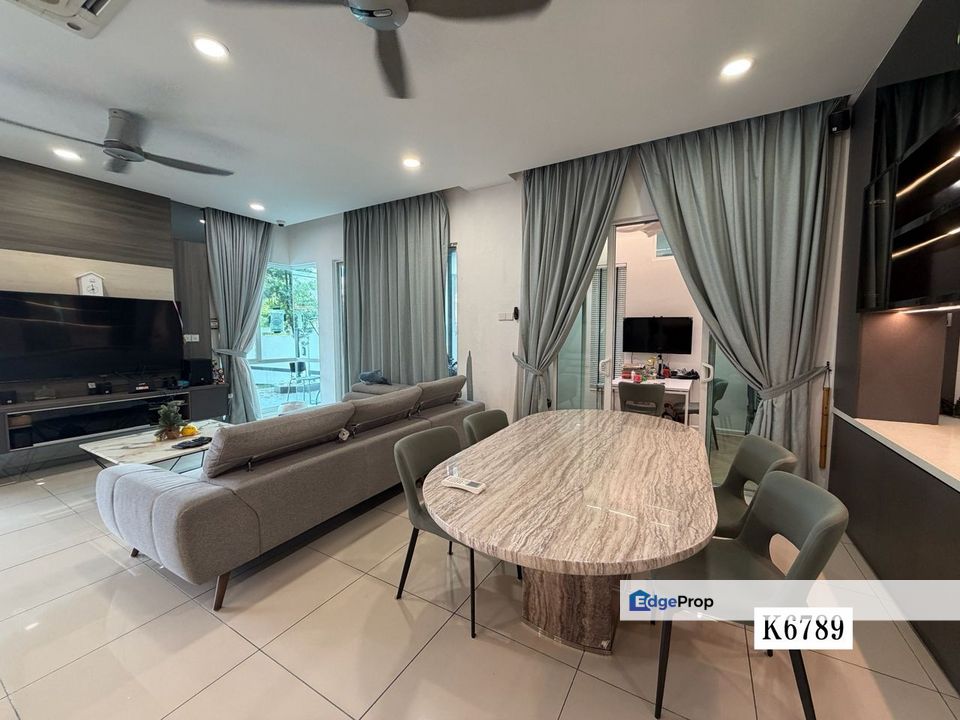 D'LAMAN GRENNVILLEDOUBLE STOREY SEMI D HOUSE FULLY RENOVATED FOR SALE, Selangor, Klang