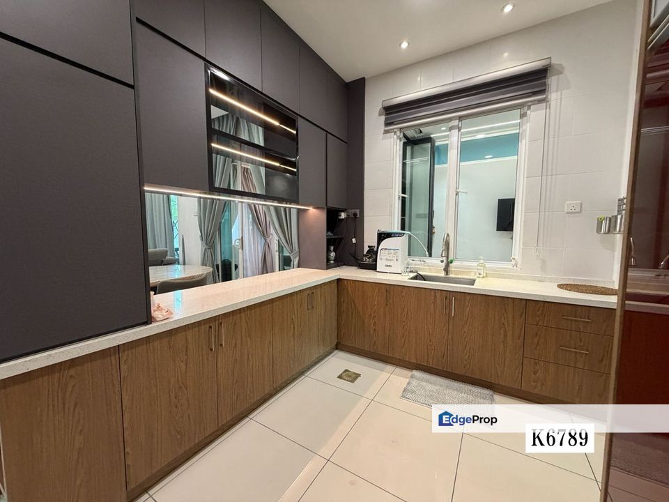 D'LAMAN GRENNVILLEDOUBLE STOREY SEMI D HOUSE FULLY RENOVATED FOR SALE, Selangor, Klang