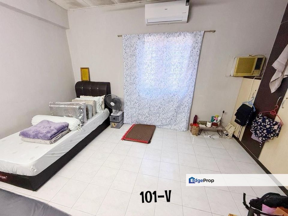 Batu Belah ,Klang Single Storey House For Sale Good Condition with Fully Renovated , Selangor, Klang