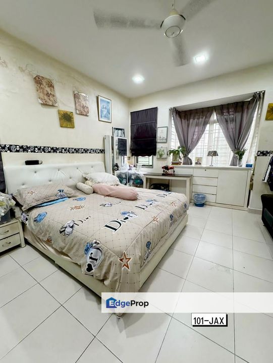 Gelang Bandar Puteri Klang, Double Storey End Lot House For Sale , Selangor, Klang