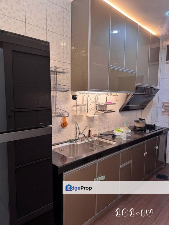 Bandar Parkland Klang Double Storey Semi D house Fully Renovated Fully Furniture For Rent , Selangor, Klang