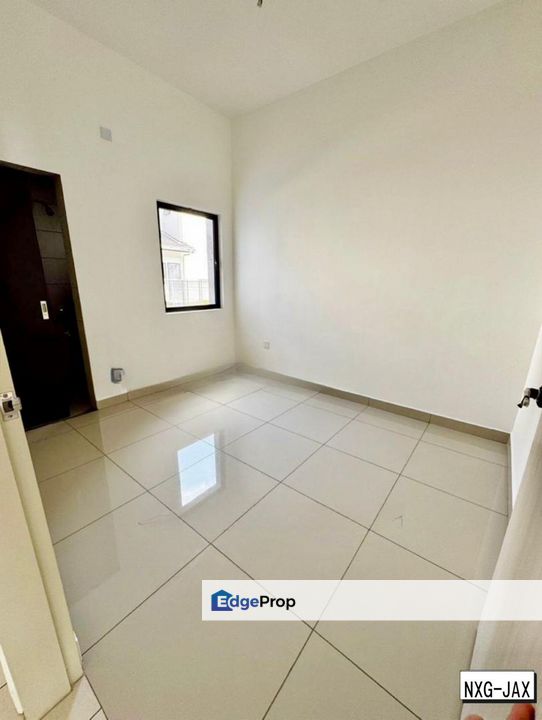 Bandar Bukit Raja ,Casira 3 Double Storey Terrace House For Sale, Selangor, Klang