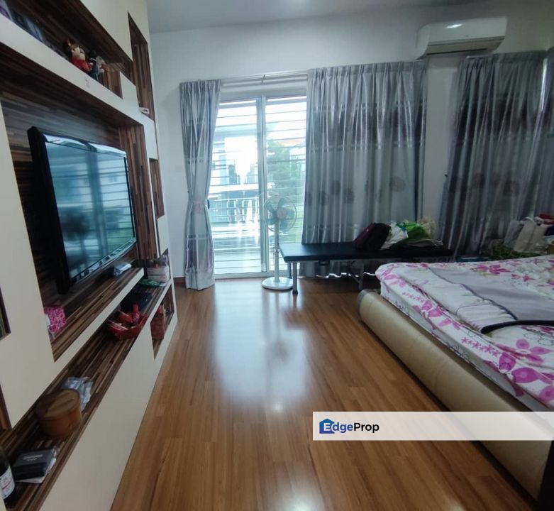 Ridgeview Residences Kajang, 3 Storey Bungalow F/furnished, Renovated, Selangor, Kajang