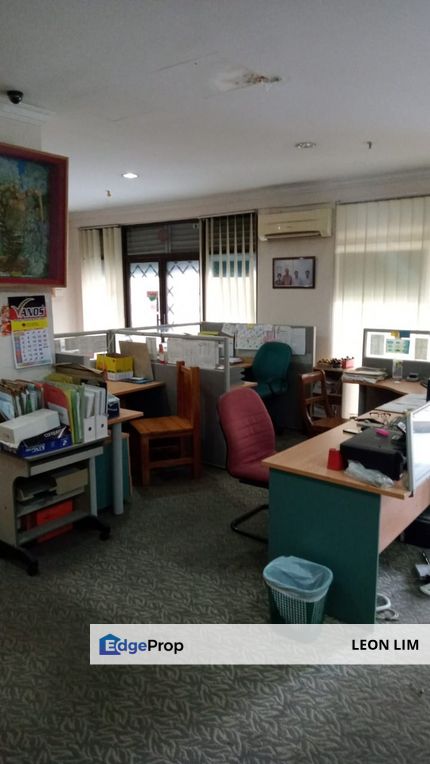 Cheras Business Centre 2 adjourned shop office, renovated & parlty furnished, Kuala Lumpur, Cheras