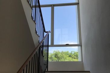 Parkfield Residences, Tropicana Heights