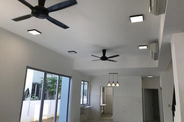 Parkfield Residences, Tropicana Heights