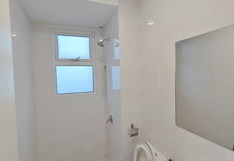 Aurora Tower @ Eco Sky