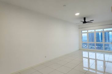 Aurora Tower @ Eco Sky