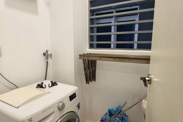 Aurora Tower @ Eco Sky