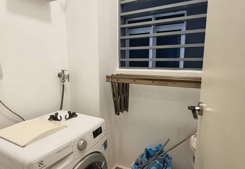 Aurora Tower @ Eco Sky