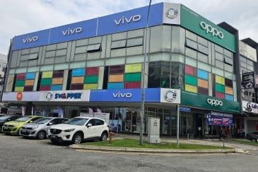 The Trillium @Lake Fields