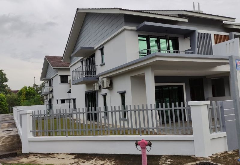 Evira @ Warisan Puteri