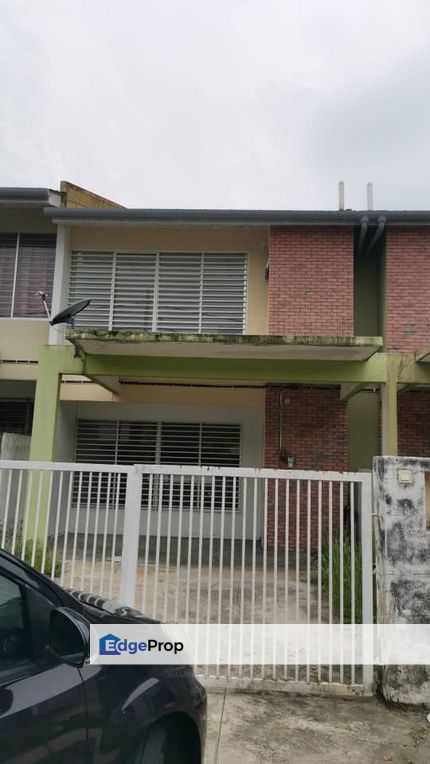 Semenyih Parklands double storey, partly furnished , gated & guarded community, Selangor, Semenyih
