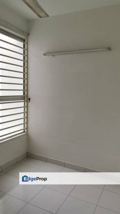 Semenyih Parklands double storey, partly furnished , gated & guarded community, Selangor, Semenyih