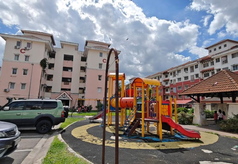 Desa Mutiara Apartment