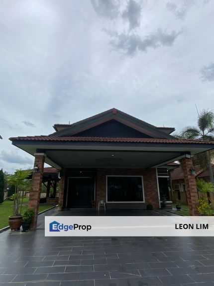 Putra Hill Residency Kajang, 2.5 storey Bungalow, Freehold, guarded & gated , Selangor, Kajang