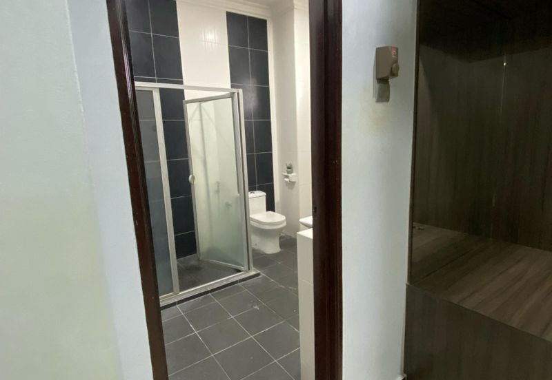 Putra Hill Residency