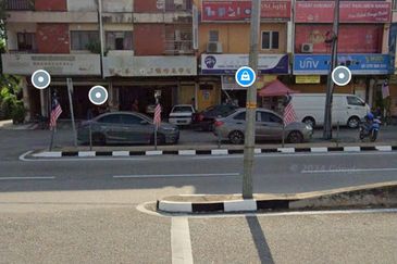 Kajang Taman Sri Reko, Ground floor shop office facing main road 