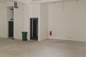 Ecohill Walk Mall, Setia Ecohill