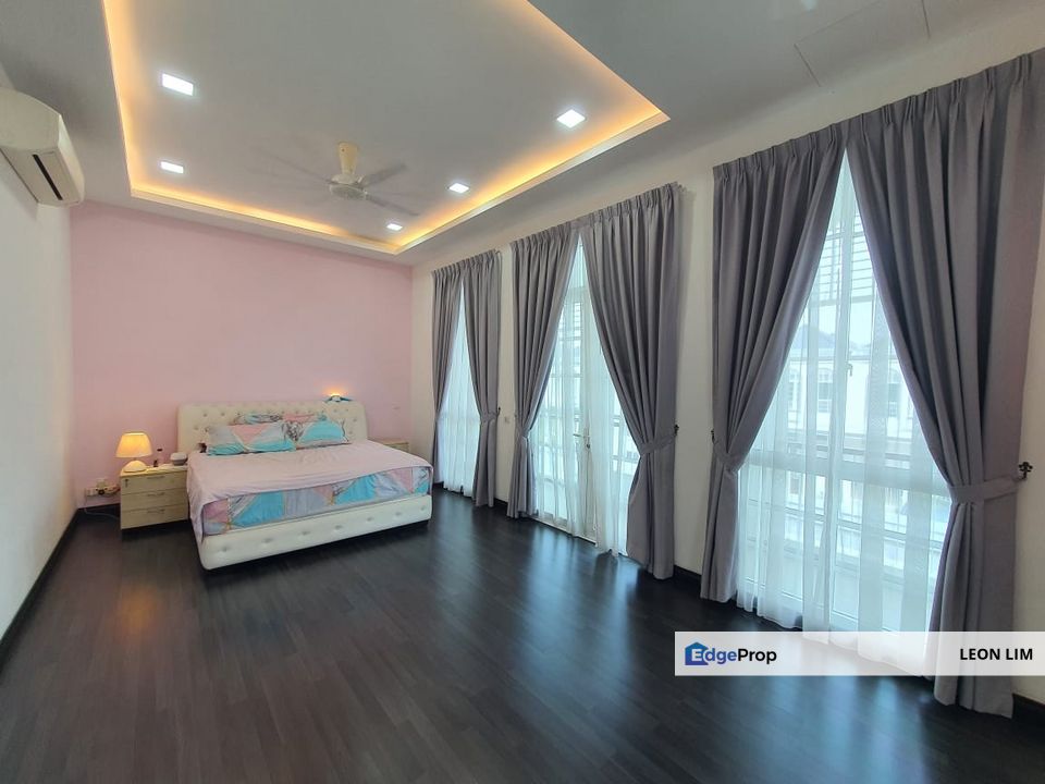 Merrydale, Mellowood, Cheerywood, Eco Majestic Semenyih, 2 storey  (ENDLOT) with land, renovated , Selangor, Semenyih