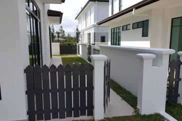 Tenderfields @ Eco Majestic