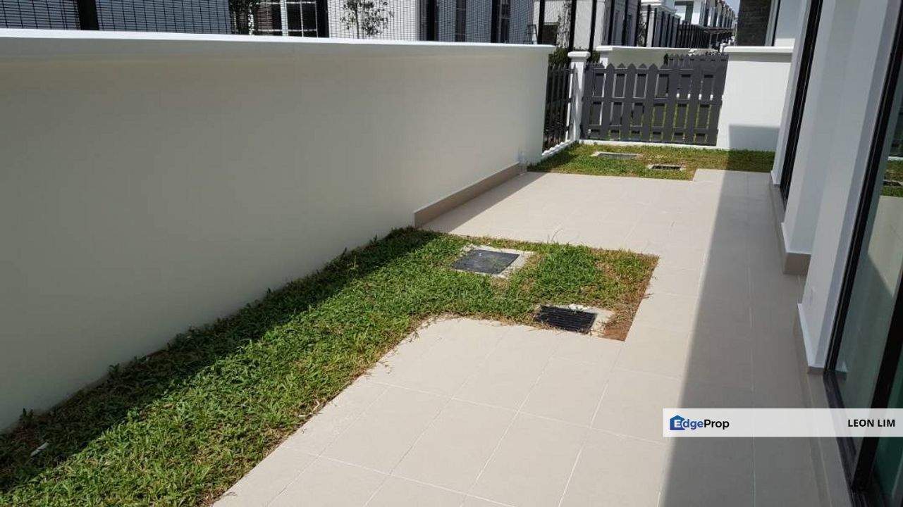 Tenderfields, Mellowood, Eco Majestic Semenyih, 2 storey semi D, guarded & gated, facing open, Selangor, Semenyih