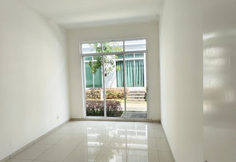 Merrydale @ Eco Majestic