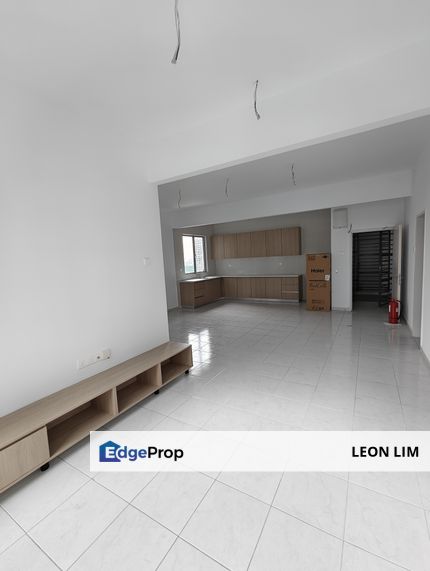 Opal Residence @ Puchong Intan, (Corner) partly furnished, brand new unit , Selangor, Kajang