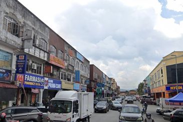 Jalan Pasar Baru, Pekan Semenyih