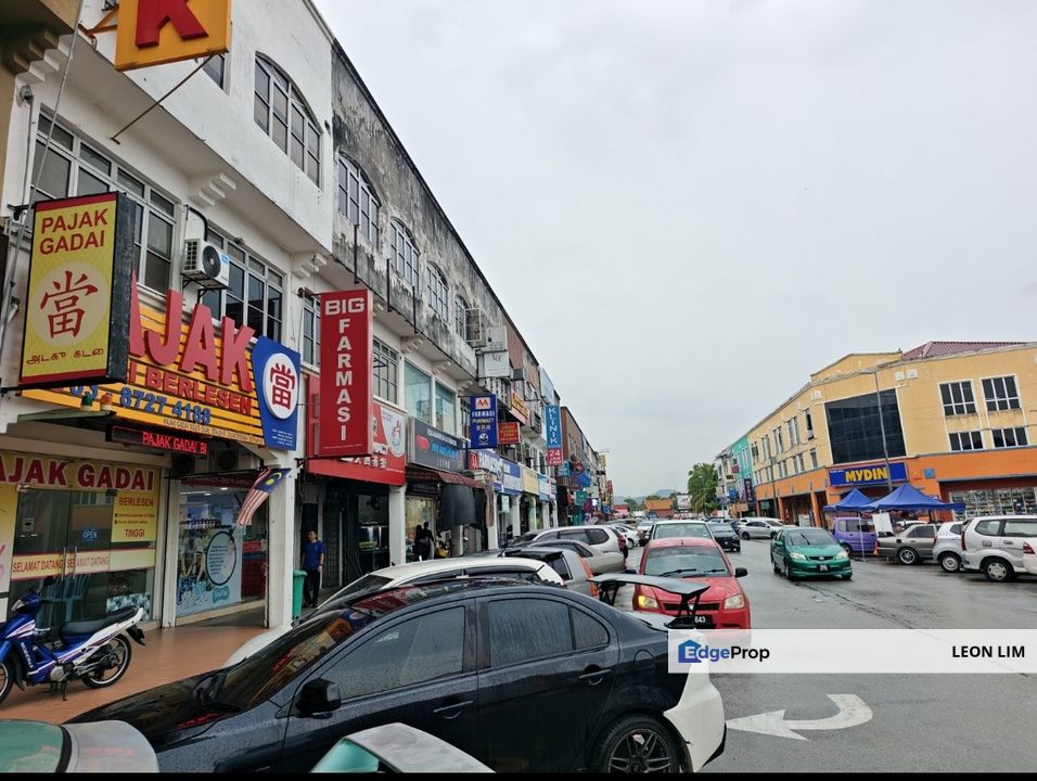 Semenyih, Pekan Semenyih Jalan Pasar 3 storey shop office, Freehold, Selangor, Semenyih